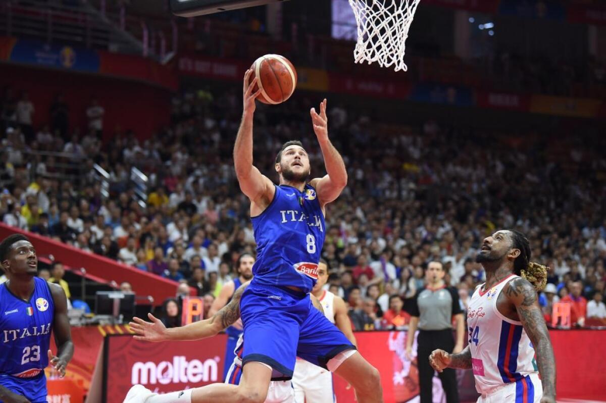 BASKET: NBA. THUNDER OK SENZA GALLINARI, LEBRON JAMES TRASCINA I LAKERS - 
