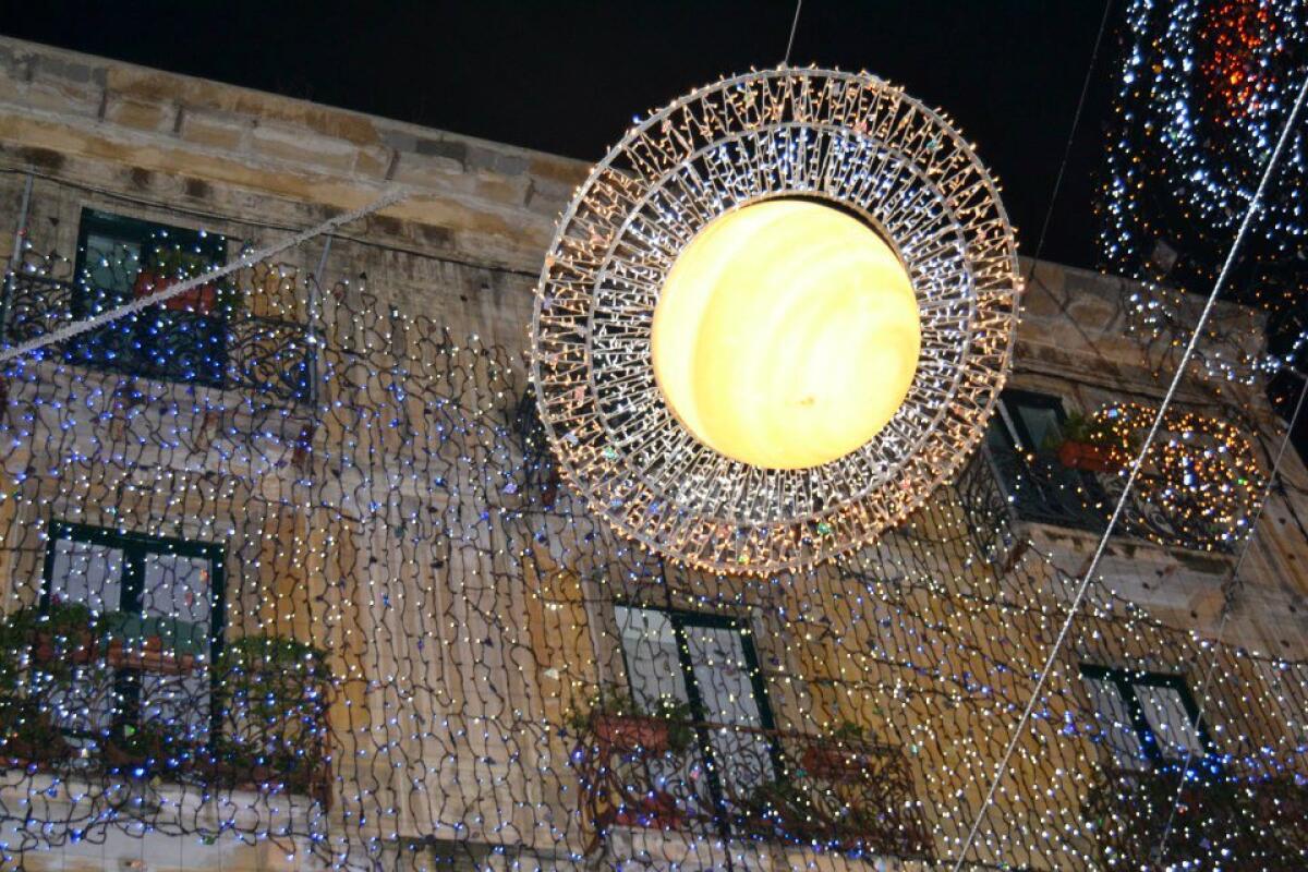LE LUCI D’ARTISTA NUOVO MUST DELL’EPIFANIA - 