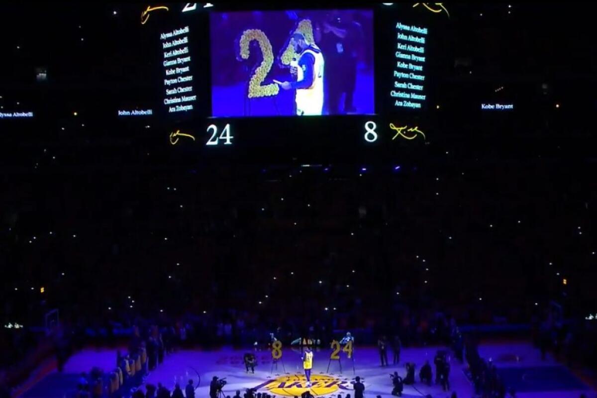 Lacrime e commozione, allo Staples Center l’ultimo saluto a Bryant - 