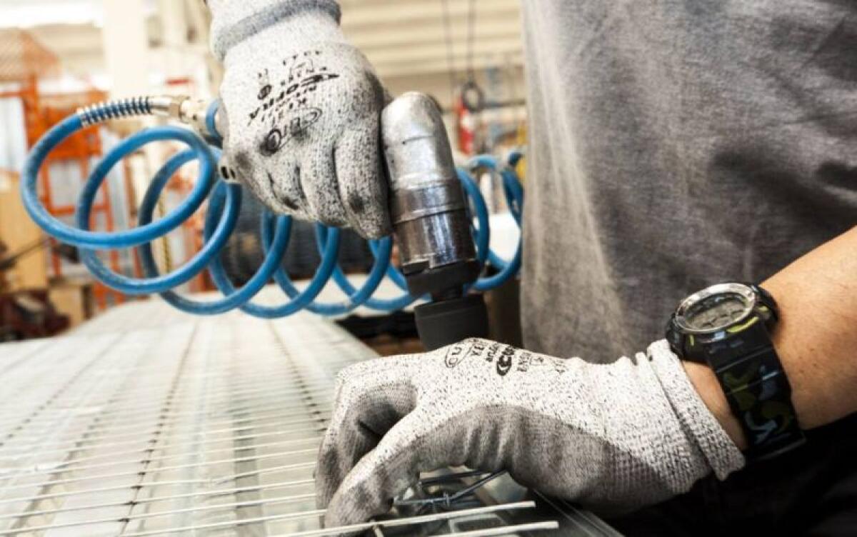 Lavoro, a febbraio assunzioni previste dalle imprese in flessione - 