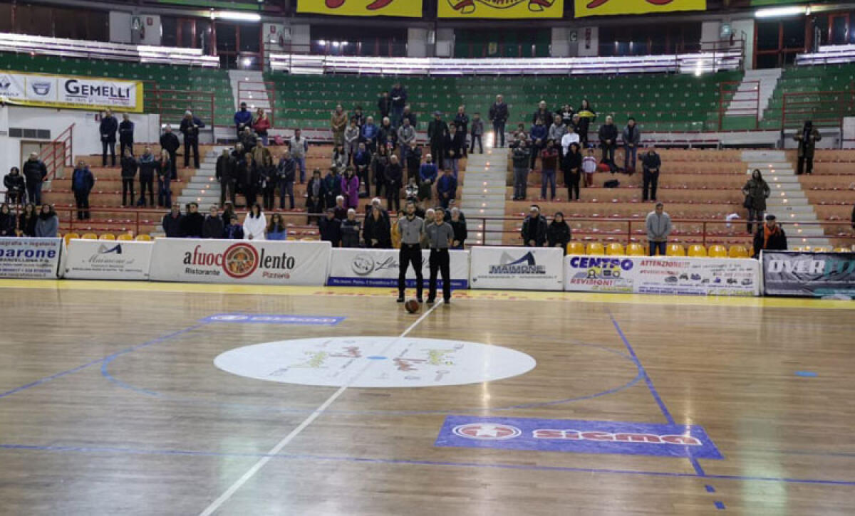 Parquet pericoloso e scivoloso, sospesa la gara tra Orsa Barcellona e Melfa's Gela Basket - 