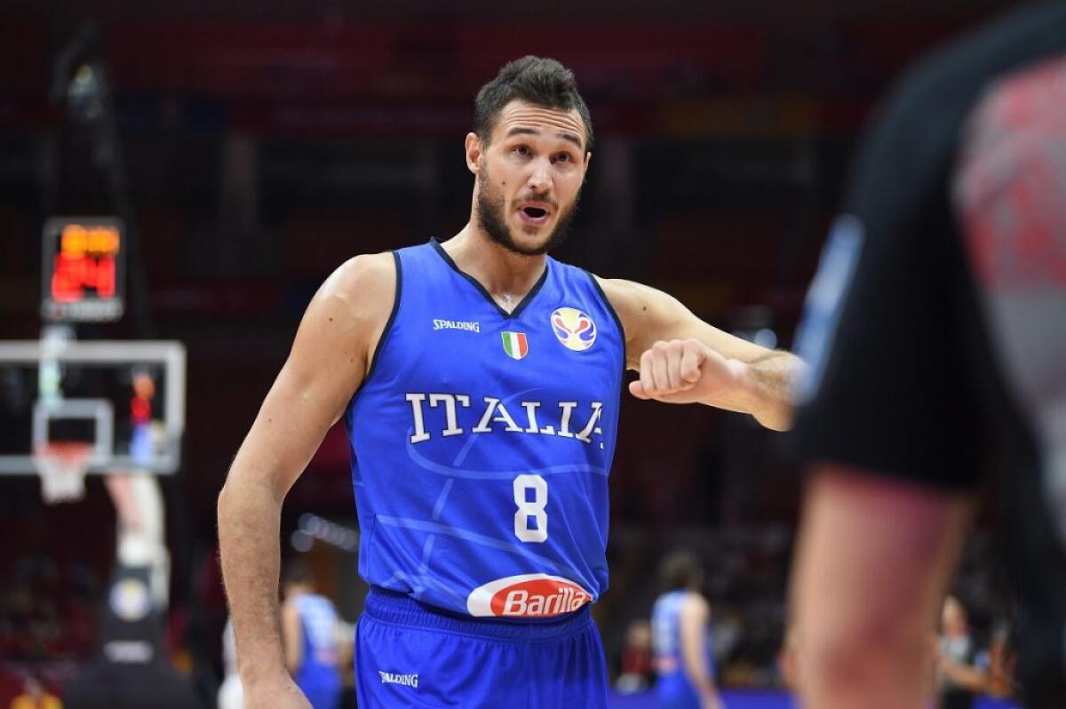 Gallinari in formato super vince derby con Melli nella notte Nba -