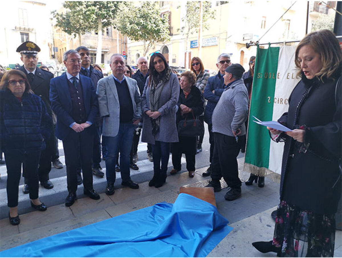 Due gelesi vittime dell'Olocausto, scoperte le pietre d'inciampo - 
