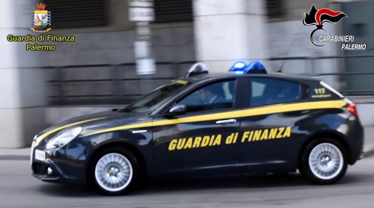 Corruzione, ai domiciliari due consiglieri comunali a Palermo - 