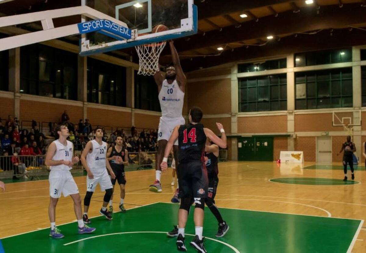 Un'ottima Melfa's Gela si arrende alla capolista Ragusa 57-69 - 