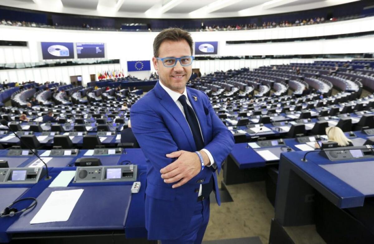L’europarlamentare contro la quarantena “Ci trattano da appestati” - 