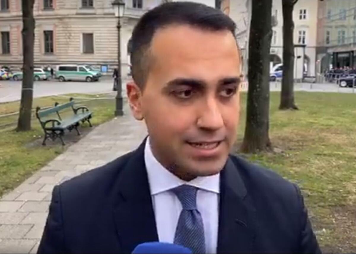 Libia, Di Maio: “Una missione UE per bloccare l’ingresso delle armi” -