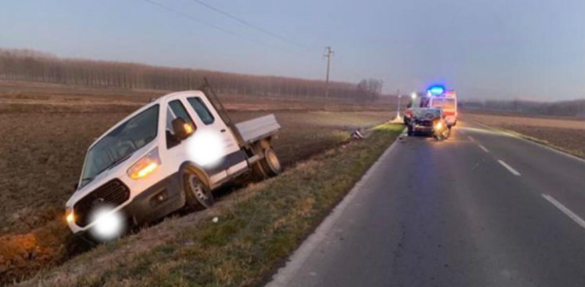 Incidente stradale all'alba in provincia di Pavia, coinvolti sette operai gelesi - Il mezzo da lavoro finito tra i campi della zona