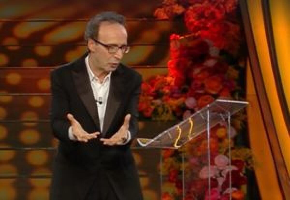 Sanremo, serata cover tra Benigni, Ronaldo e Mika - 