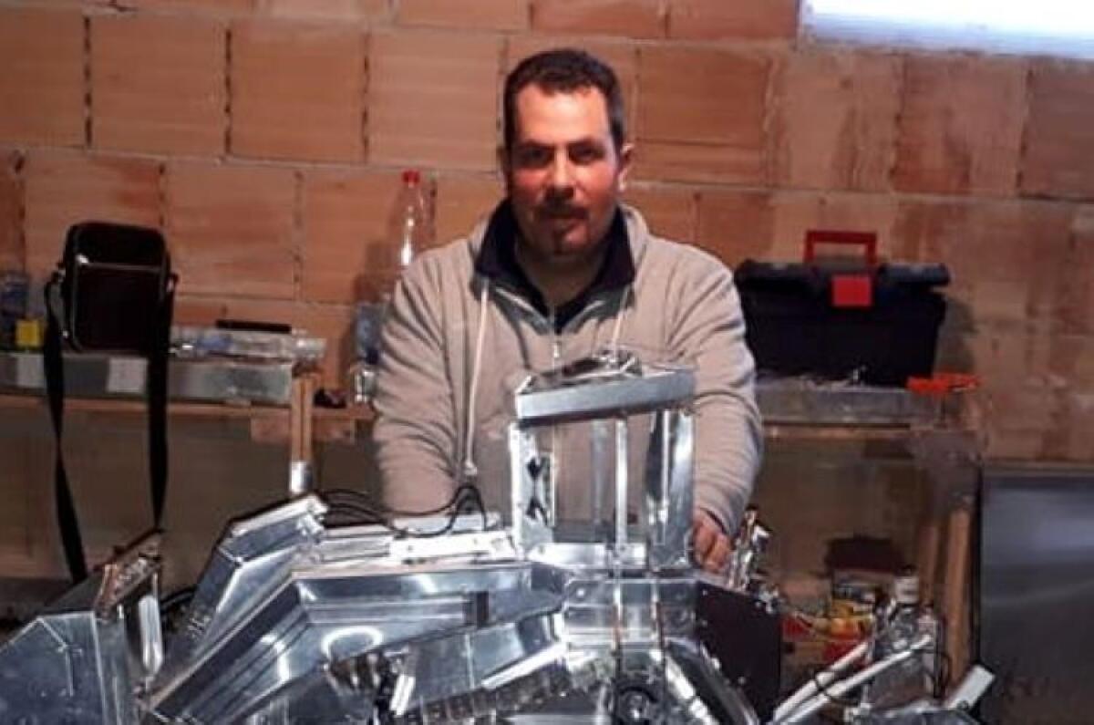 La rabbia dei familiari di Orazio Condorelli morto in Lombardia: "Diteci la verità" - Condorelli fu stroncato dal virus