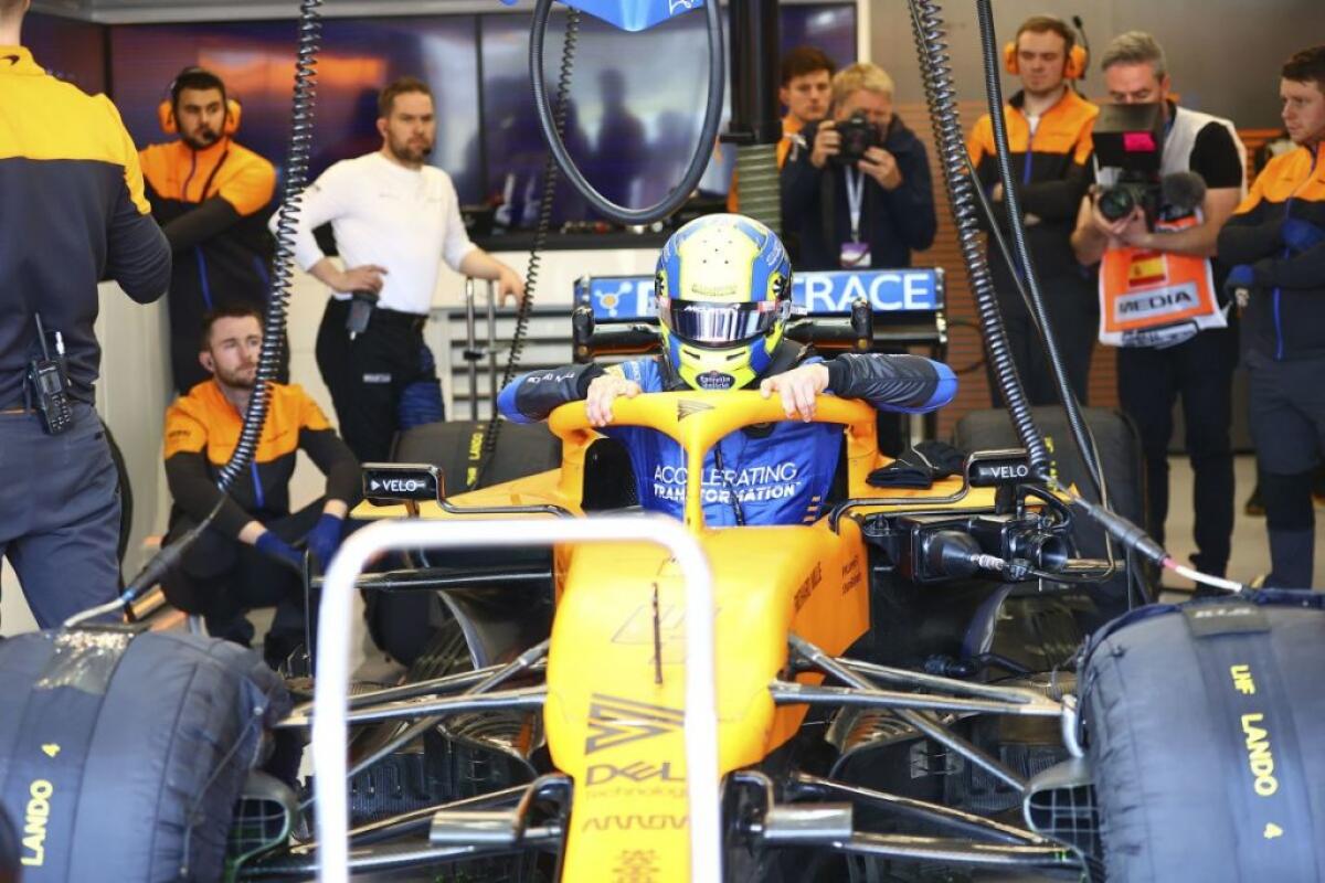 Meccanico positivo al coronavirus, McLaren si ritira dal GP Australia -