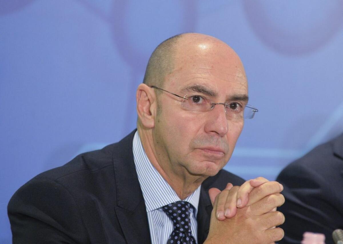 Coronavirus, Roche cede gratis il farmaco che aiuta gli intubati - 