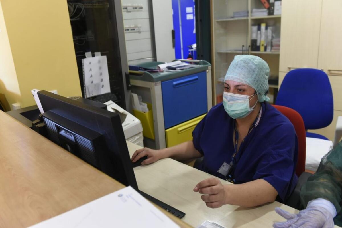 Covid, in provincia tredici pazienti positivi sono nelle loro abitazioni: quindici ricoverati - 