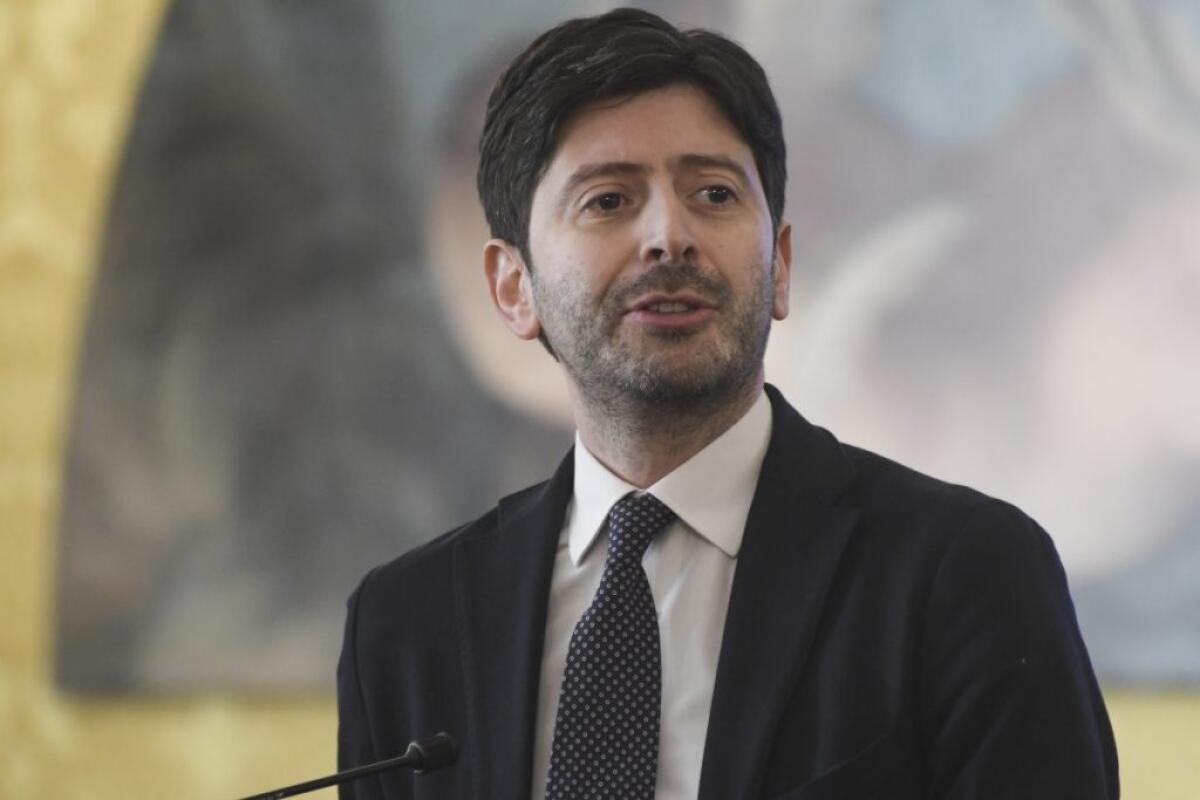 Coronavirus, Speranza “Abbassare la guardia sarebbe un errore” - 