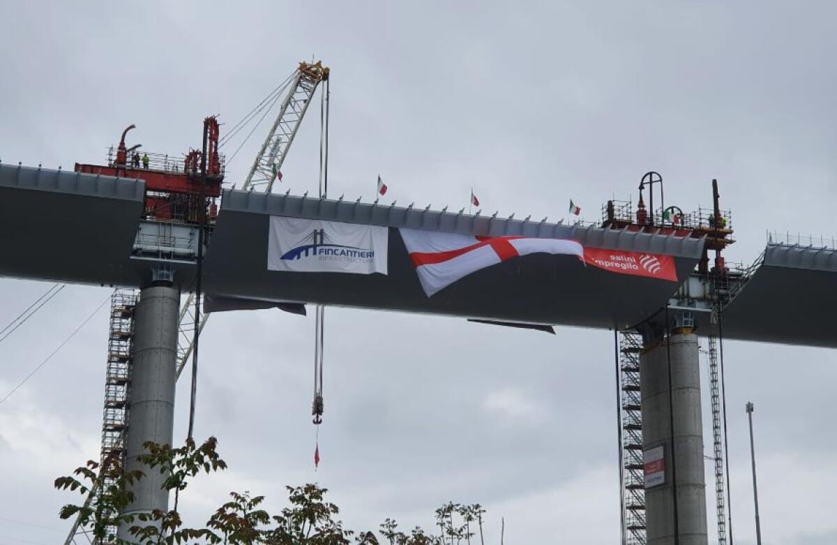 Genova ha di nuovo il suo ponte, completato il varo - 
