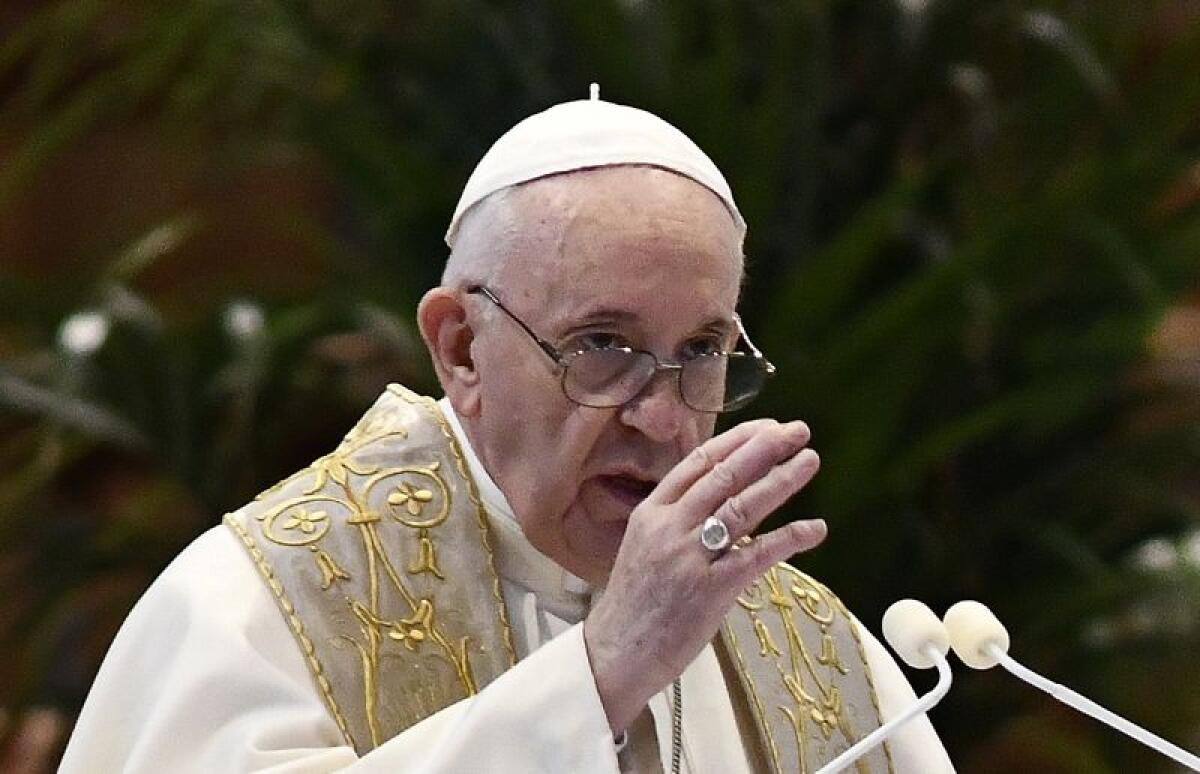 Papa “Ora momento di prudenza e obbedienza” - 