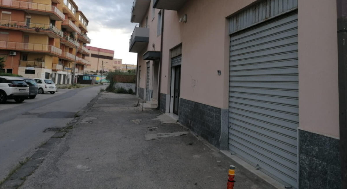Quarantena conclusa ma senza tampone, denuncia lavoratore: "In casa neanche l'acqua" - 