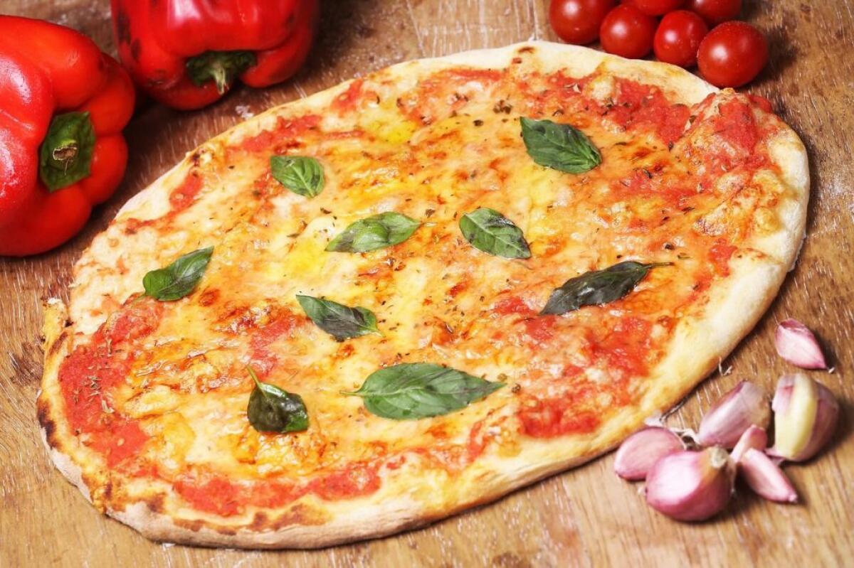 Turismo, per le famiglie italiane la pizza piatto che piu’ ci rappresenta - 