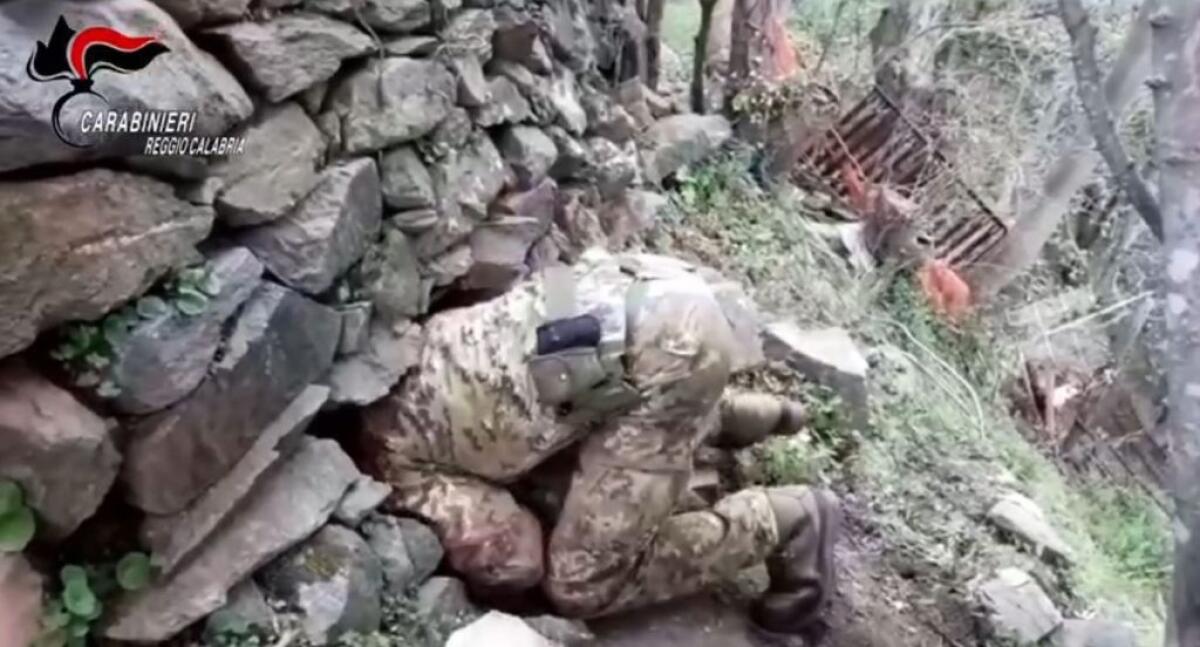 ‘Ndrangheta, Carabinieri scoprono un bunker nella Locride - 