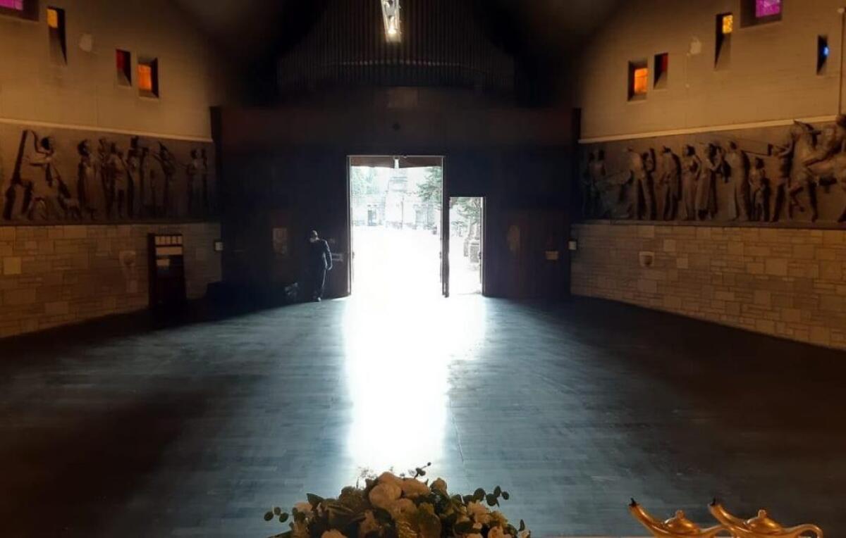 Coronavirus, Gori “finalmente vuota chiesa cimitero di Bergamo” - 