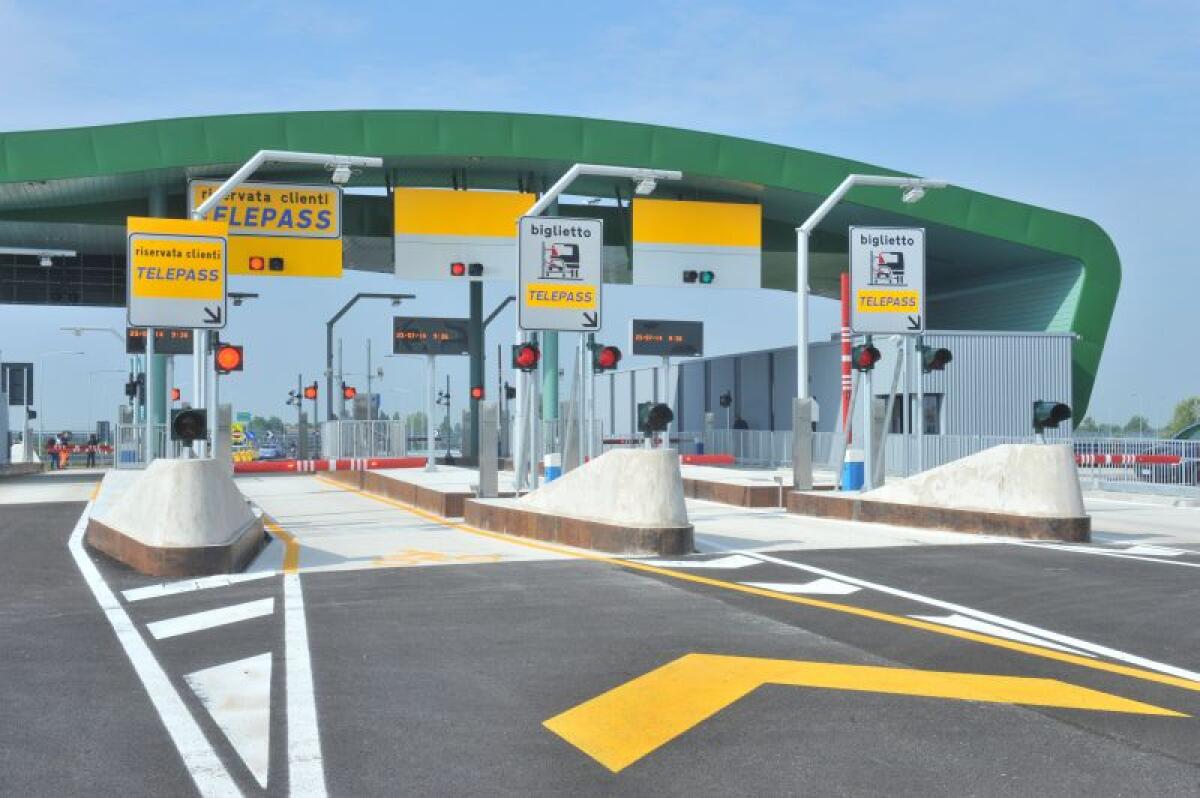 Coronavirus, da Autostrade esenzione pedaggio per sanitari in servizio - 