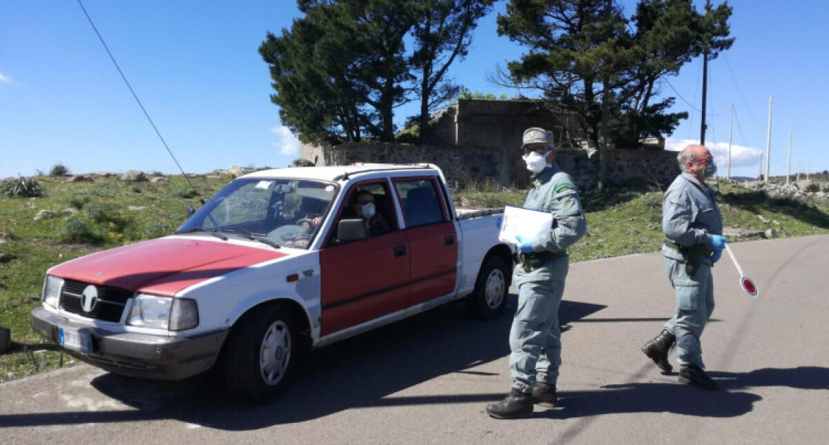 Controlli anti-Covid, in vista festività pasquali posti blocco nelle campagne: "Niente gite fuori porta" - Anche la forestale per i controlli nelle aree rurali