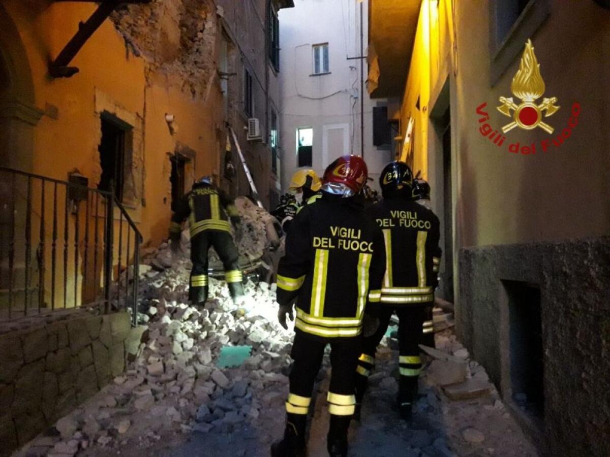 Esplode una palazzina in provincia di Roma, ferite due donne e una bimba - 