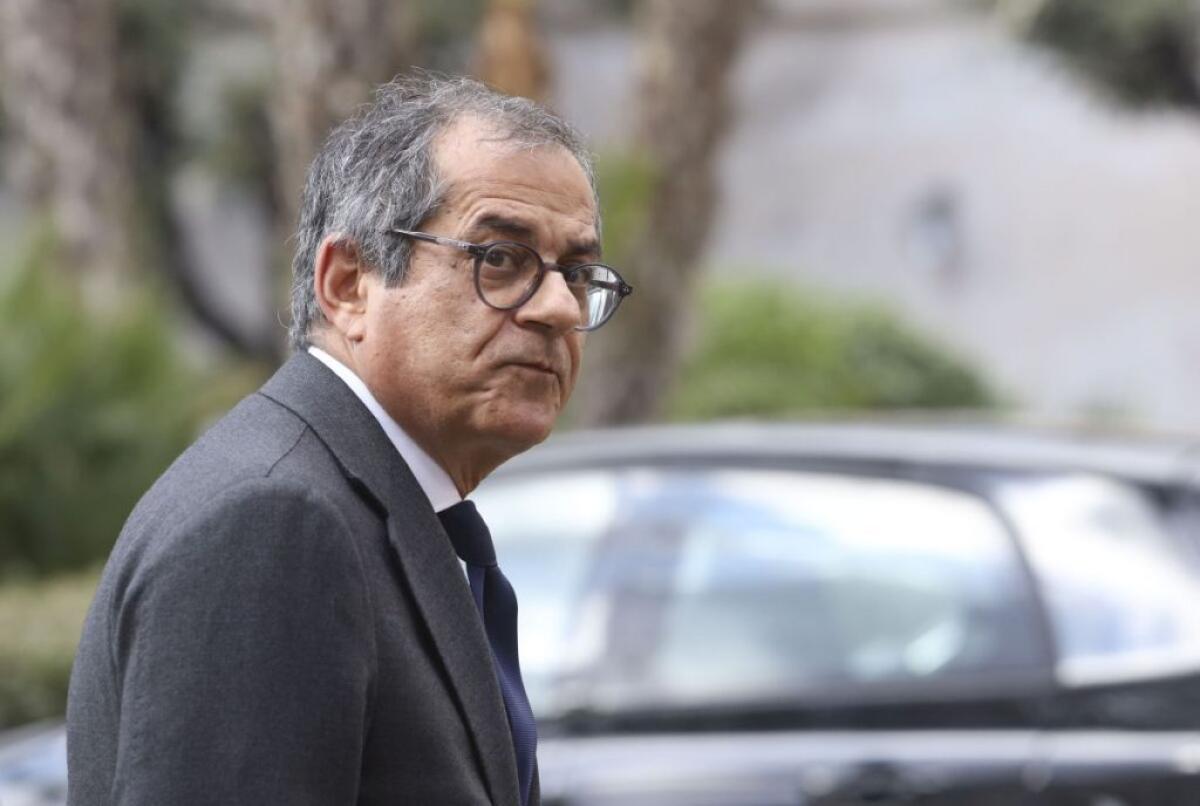 Fca, Tria: “Dibattito inutilmente ideologico, io non sono contrario” - 