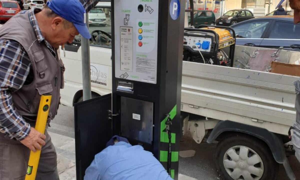 Strisce blu, anche per il mese di maggio niente pagamento ticket - 