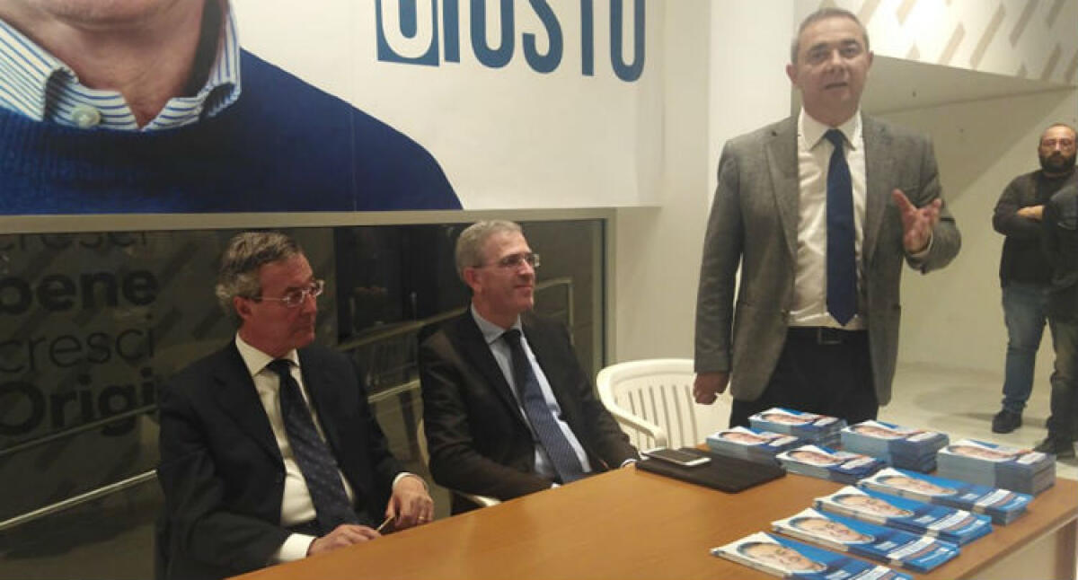 "Balletto" Patto per il Sud, sì risoluzione: Mancuso, "governo ripristinerà 33 milioni" - Greco, Mancuso e l'assessore regionale forzista Marco Falcone
