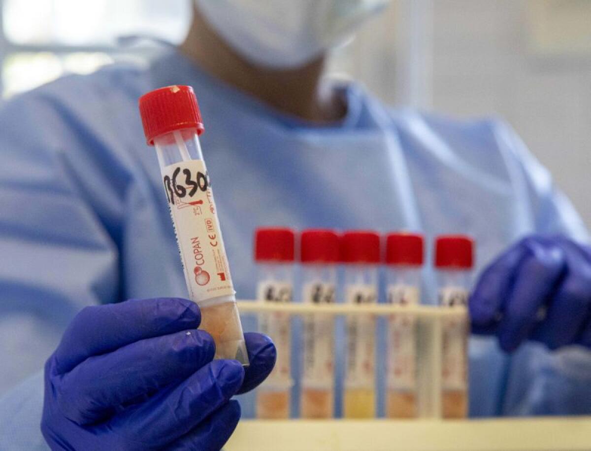 Trentaduenne ricoverato per Covid verso guarigione, in Comune misuratori temperatura - 