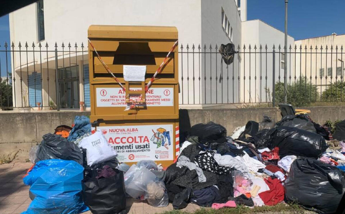 "Sviluppo Democratico" sfiducia Robilatte, "cuce affidamento rifiuti fuori da gara?" - Rifiuti abbandonati a Santa Lucia