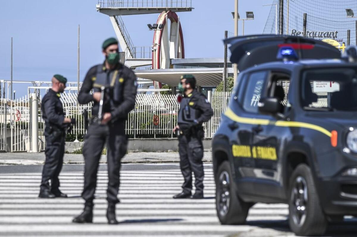 Sequestrato nel brindisino scafo con mezza tonnellata di droga - 