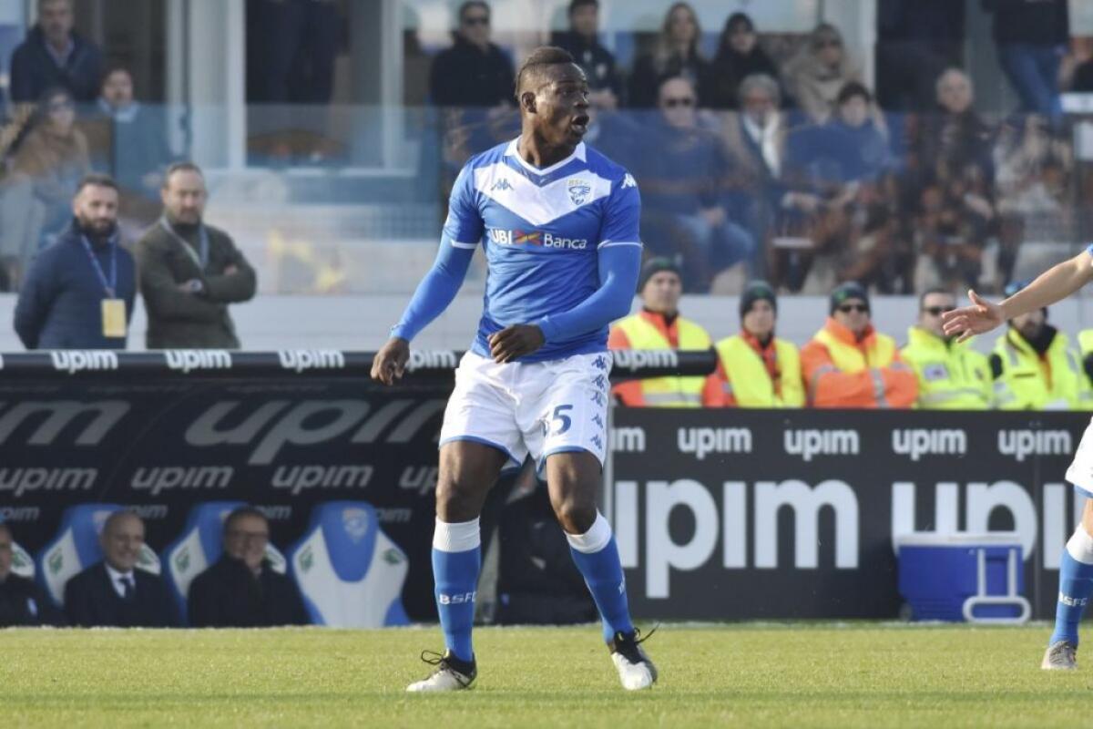 Brescia-Balotelli è rottura: mandata la lettera di licenziamento - 