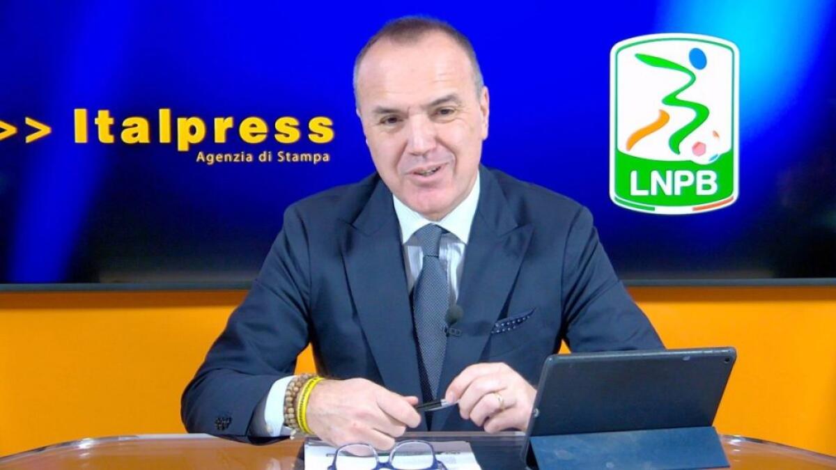 Da Lega B ok a cinque cambi, si riparte week-end 21 giugno - 