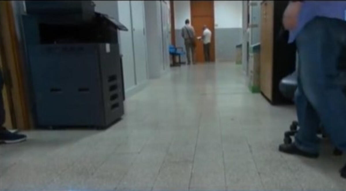 Gara rifiuti sotto indagine, acquisiti atti in Comune: partiti inviti nuova procedura - Il dipendente comunale indagato è stato sospeso