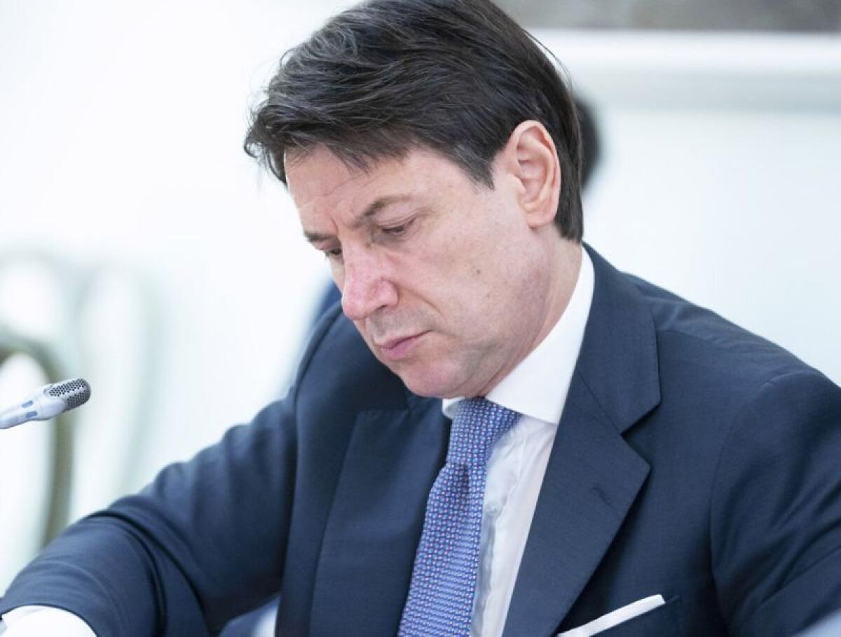 Conte “Non abbandoniamo i lavoratori per strada” - 