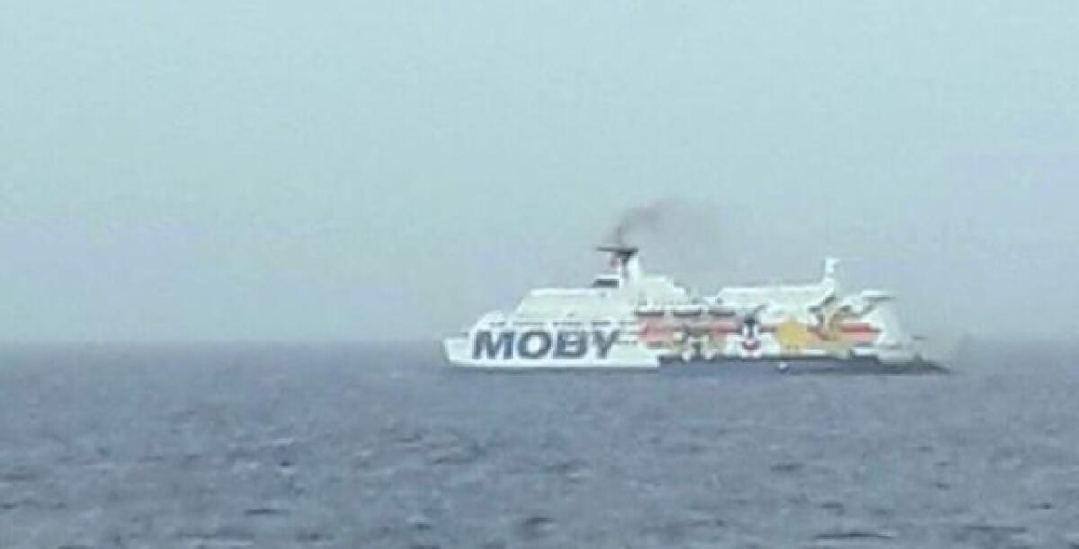 Coronavirus, 28 migranti positivi sulla nave a Porto Empedocle - 