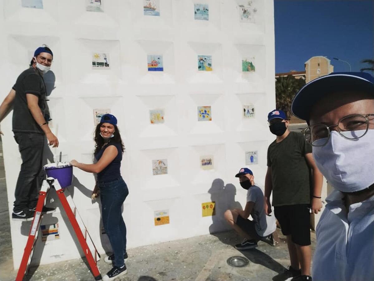 Porta della pace rimessa a nuovo dai volontari Smaf, "città diventi posto migliore" - 