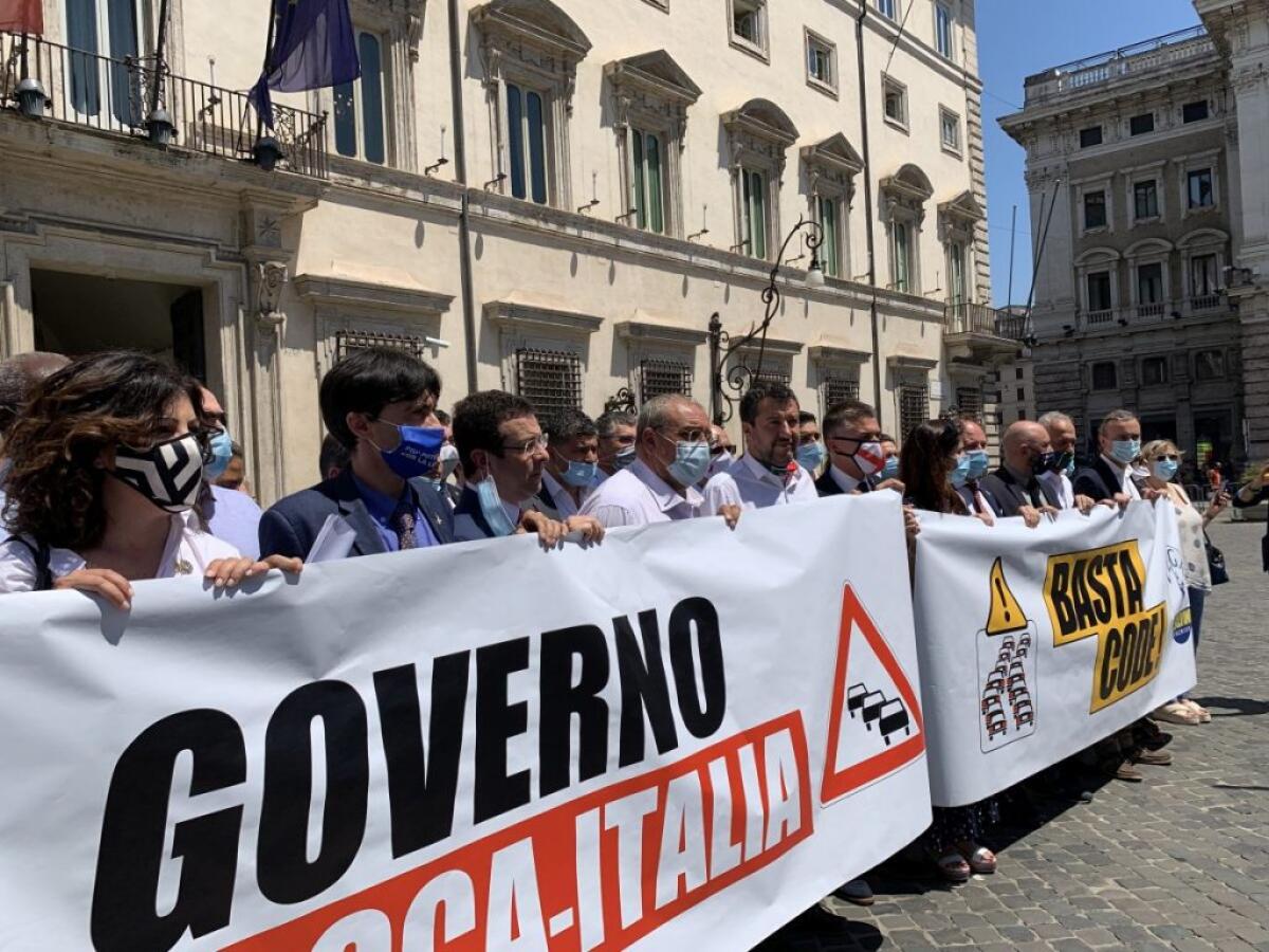 Salvini “La Liguria ostaggio di Pd e M5S, sbloccare i cantieri” - 