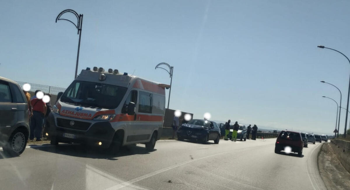 Silenzio Anas su condizioni Gela-Manfria, "Unità siciliana" si è rivolta alla procura - Ieri altro incidente sulla Gela-Manfria