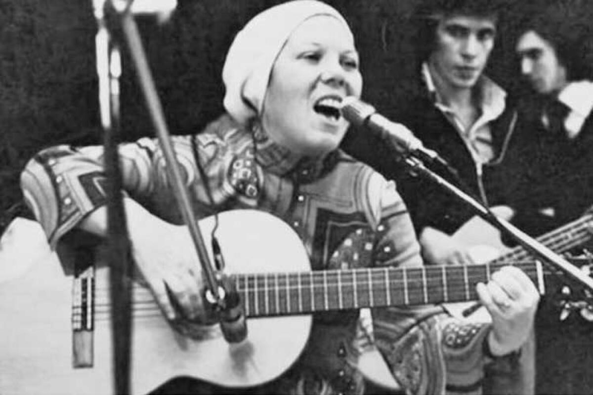 Omaggio a Rosa Balestrieri, concerto del duo “StraNìa” - 