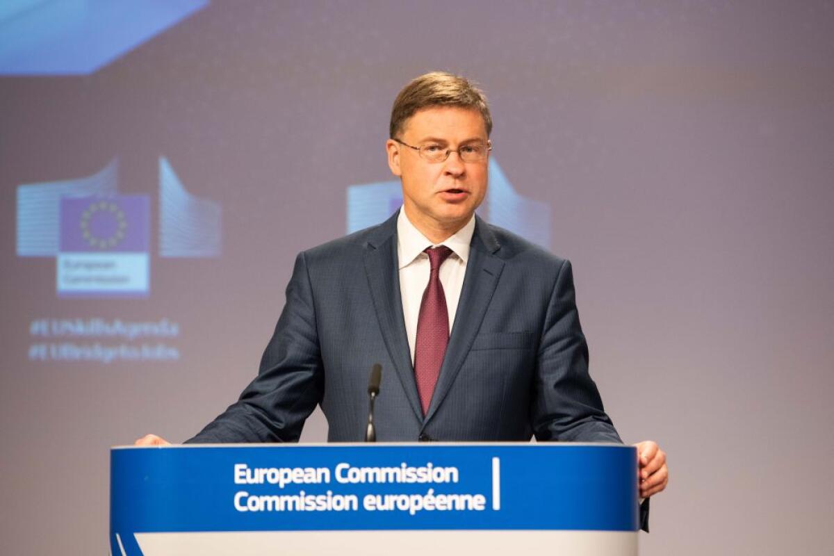 Mes, Dombrovskis “E’ senza condizionalità, come voleva l’Italia” - 
