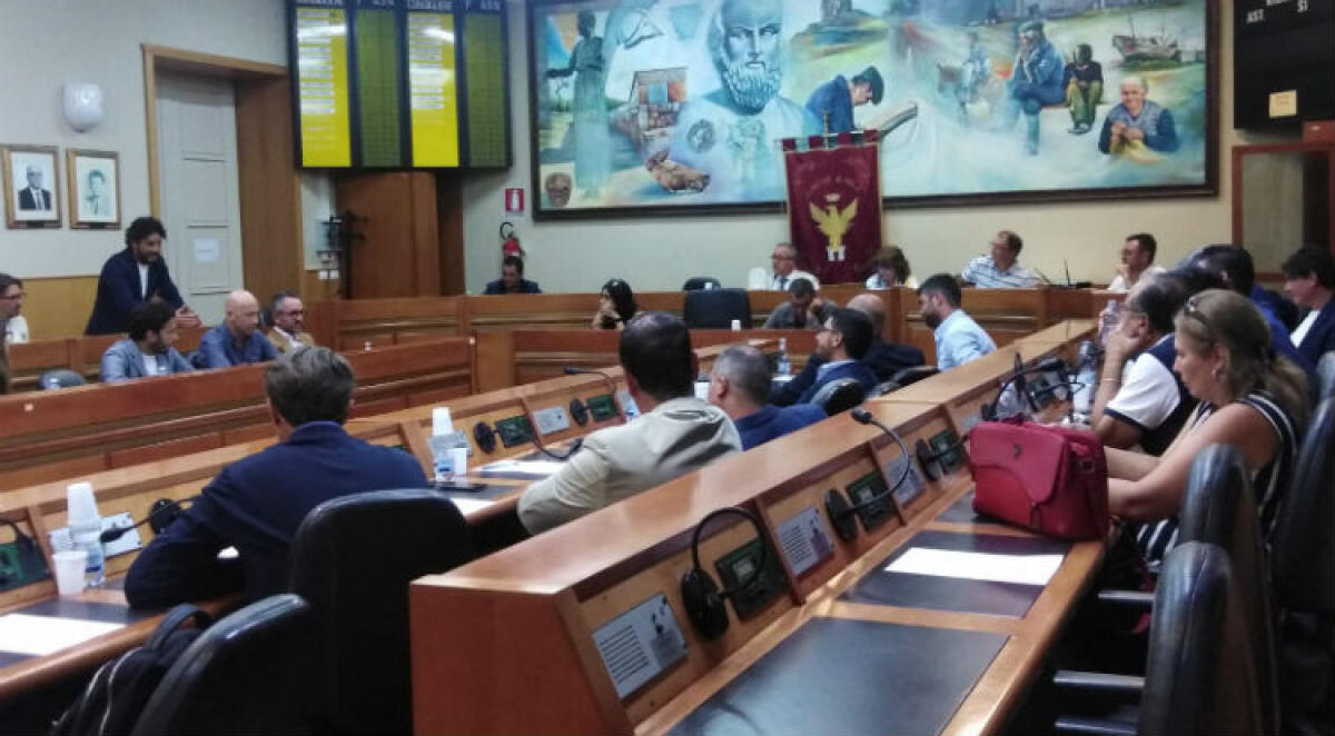 Approvati 156 articoli regolamento contabilità, si prosegue: ieri ex Tekra in aula - 