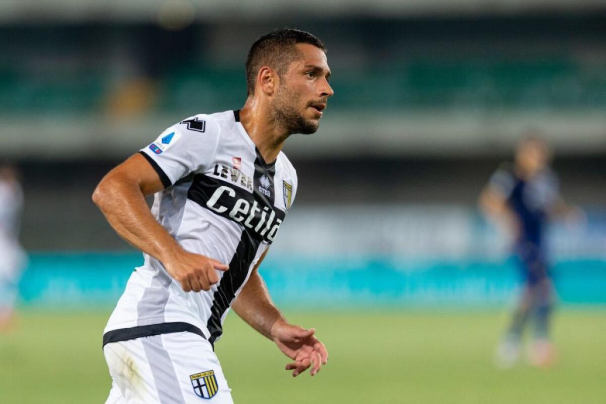 Napoli cade a Parma 2-1, decidono tre rigori - 