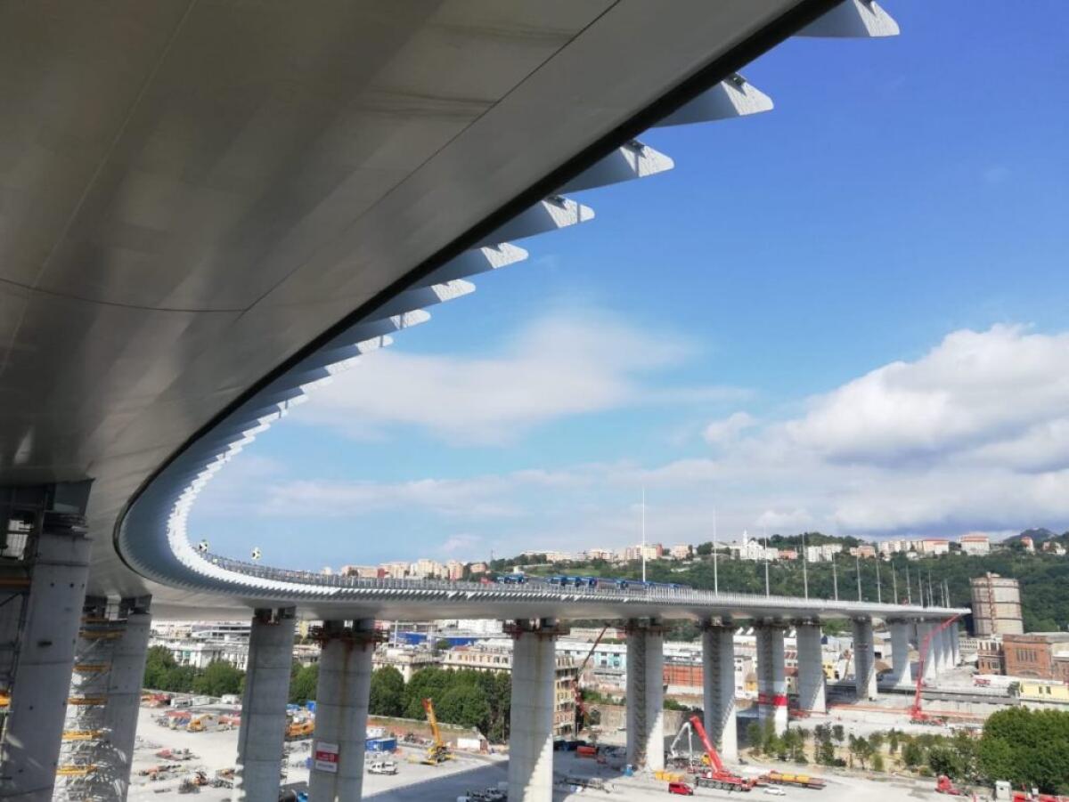 Nuovo Ponte di Genova, in un libro immagini e voci dei protagonisti - 