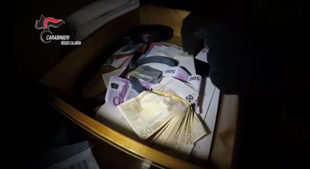 Favorivano la latitanza dei boss di ‘Ndrangheta, 14 arresti - 
