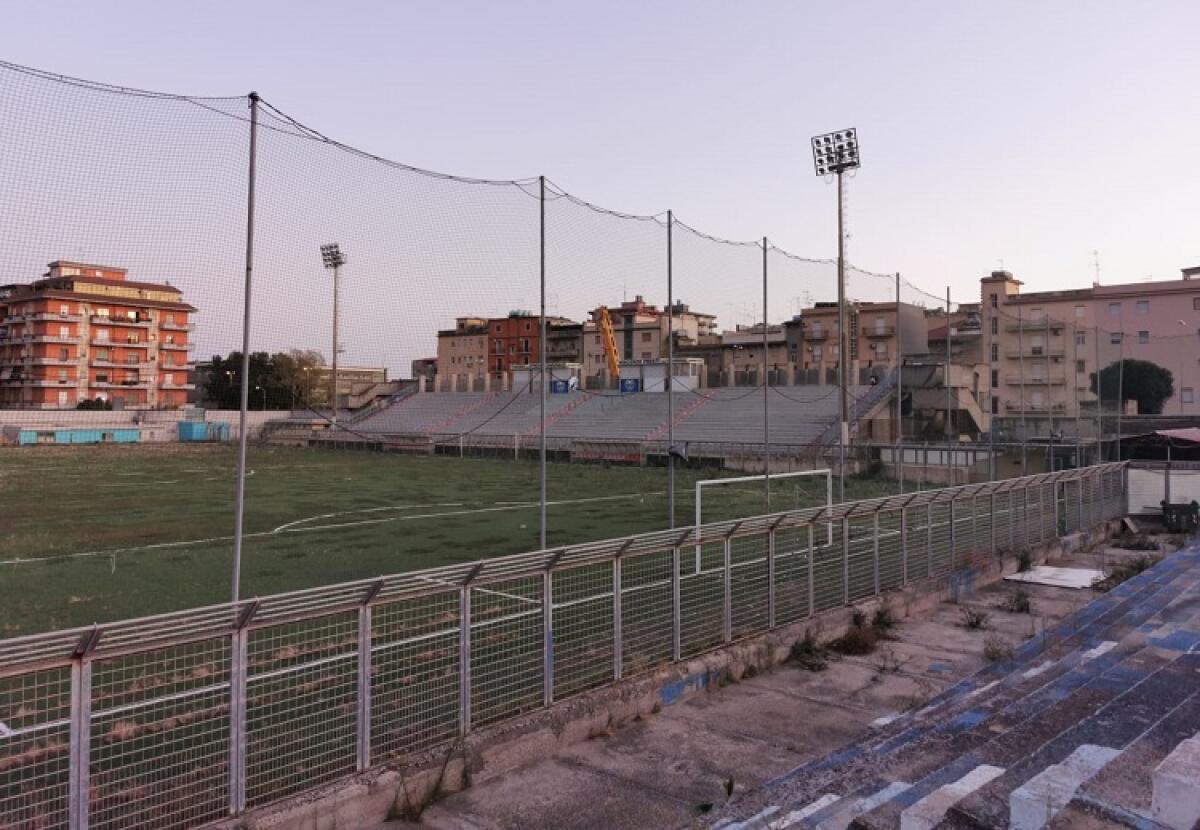 Infiltrazioni negli spogliatoi e interventi tribuna, disposti nuovi lavori al "Presti" - 