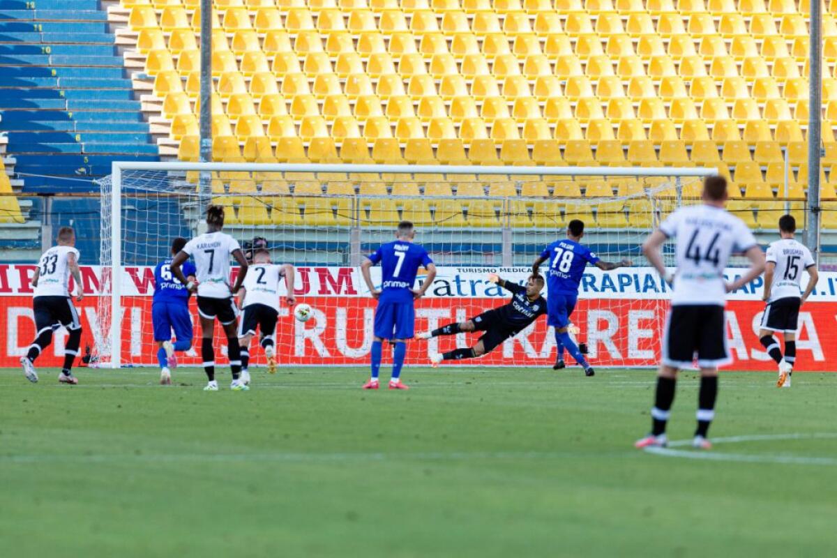 L’Atalanta a -1 dall’Inter, la Fiorentina passa a Parma - 