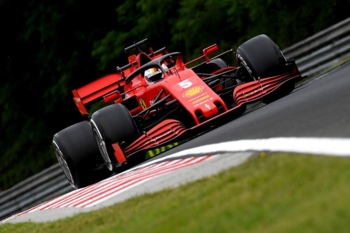 Hamilton il più veloce, ma sul bagnato Vettel è davanti nelle libere 2 - 